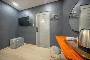 ستائر تعتيم وواي فاي مجانًا