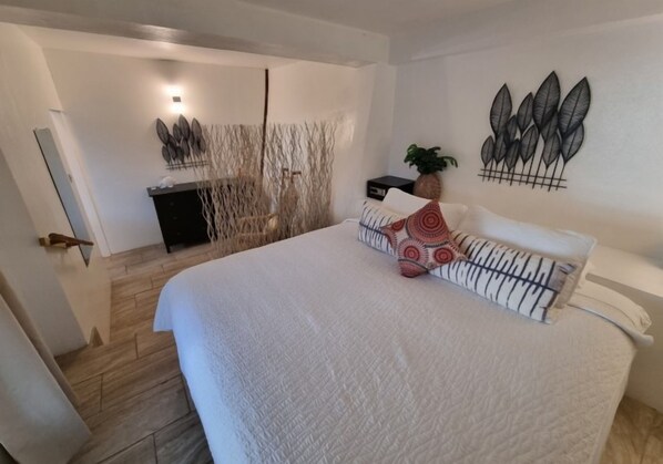 1 bedroom, free WiFi, bed sheets