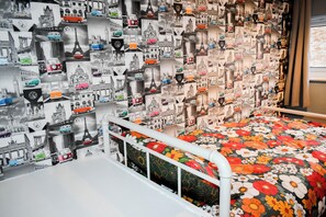 3 chambres, fer et planche à repasser, accès Internet, draps fournis