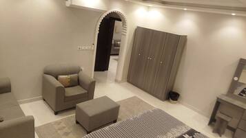 3 camere, ferro/asse da stiro, accesso a Internet, lenzuola