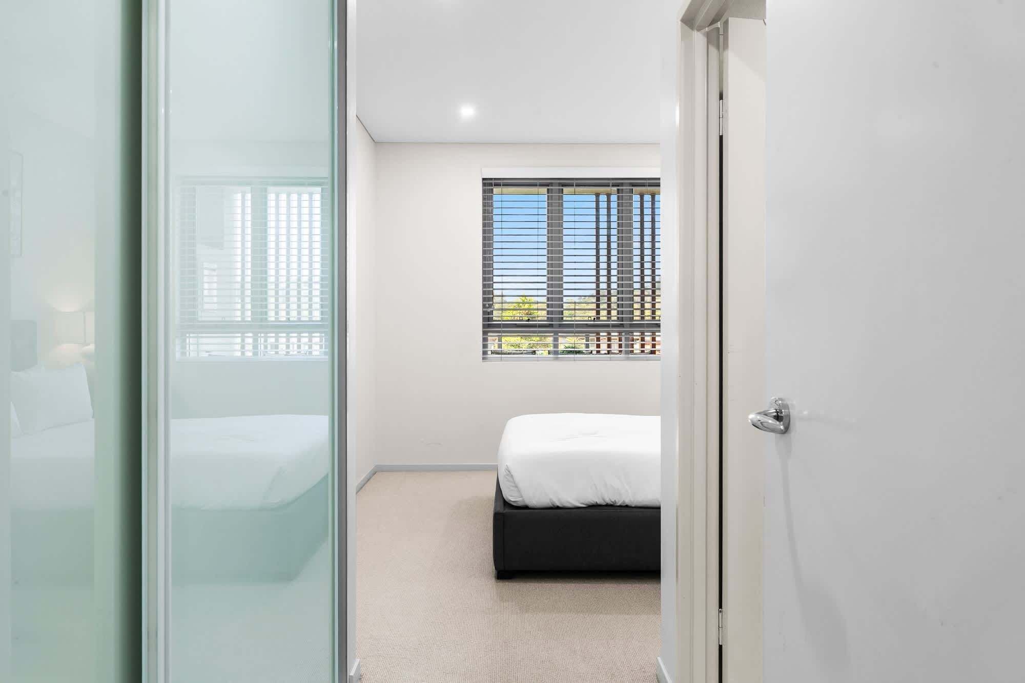 3 slaapkamers, een strijkplank/strijkijzer, wifi, beddengoed