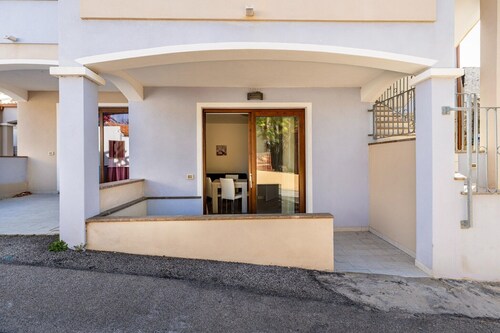 Modern apartment in Badesi with garden