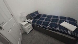 5 Schlafzimmer, Internetzugang, Bettwäsche