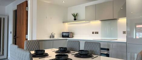 Fridge, microwave, oven, dishwasher