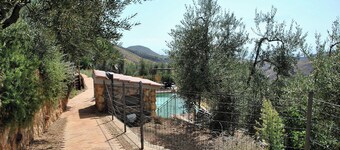 Charming Villa with Private Pool and Breathtaking Views, up to 12 people