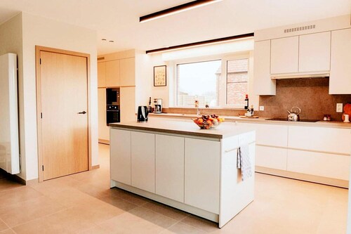 Luxury holiday home in Zwevezele