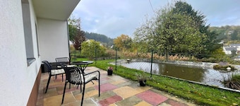 Romantic apartment with garden