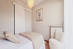 2 bedrooms