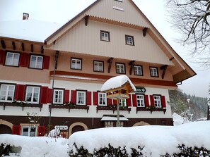 Exterior - Gasthaus zur Linde – 'Single Room Holzwurm' with Shared Terrace, Garden and Wi-Fi (Oberharmersbach)