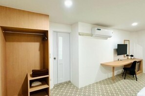 Room - The Cozy 77 (Bangkok)