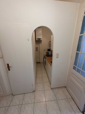 Basic-Apartment | Eigene Küche