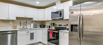 Cozy Fredericksburg Apt: Escape, Relax & Recharge