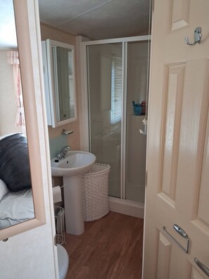 Mobile Home, 2 Bedrooms, Balcony | Bathroom - Caravan Sandhills Holiday Park Astounding Seaview (Bembridge)