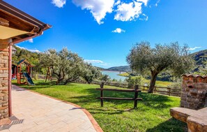 Property grounds - Awesome home in Cicerale (Cicerale)