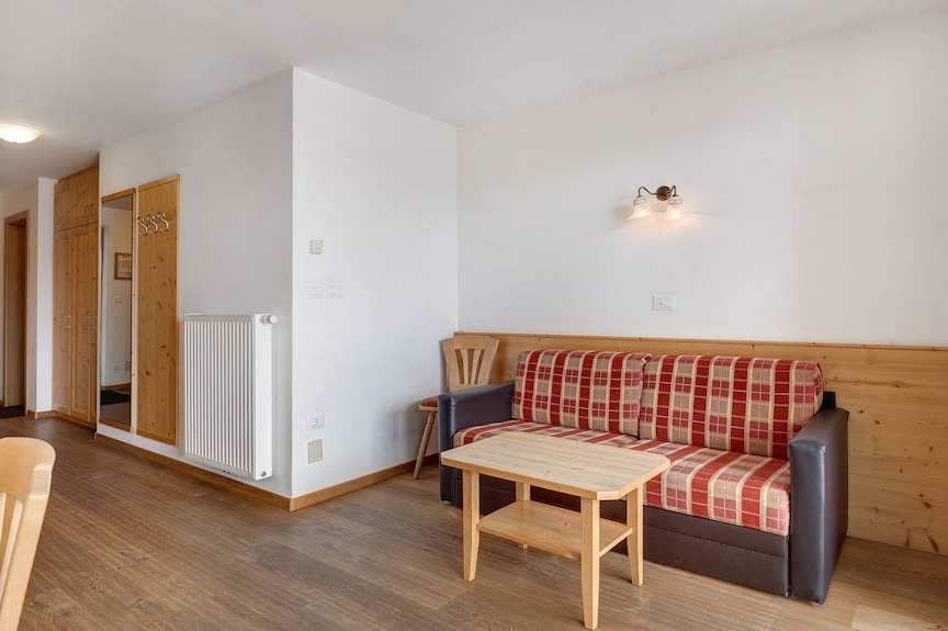 Ferienwohnung 'Residenz Nussbaumer Apt B' Mit Bergblick, Gemeinschaftspool Und Wi-fi - Kastelruth