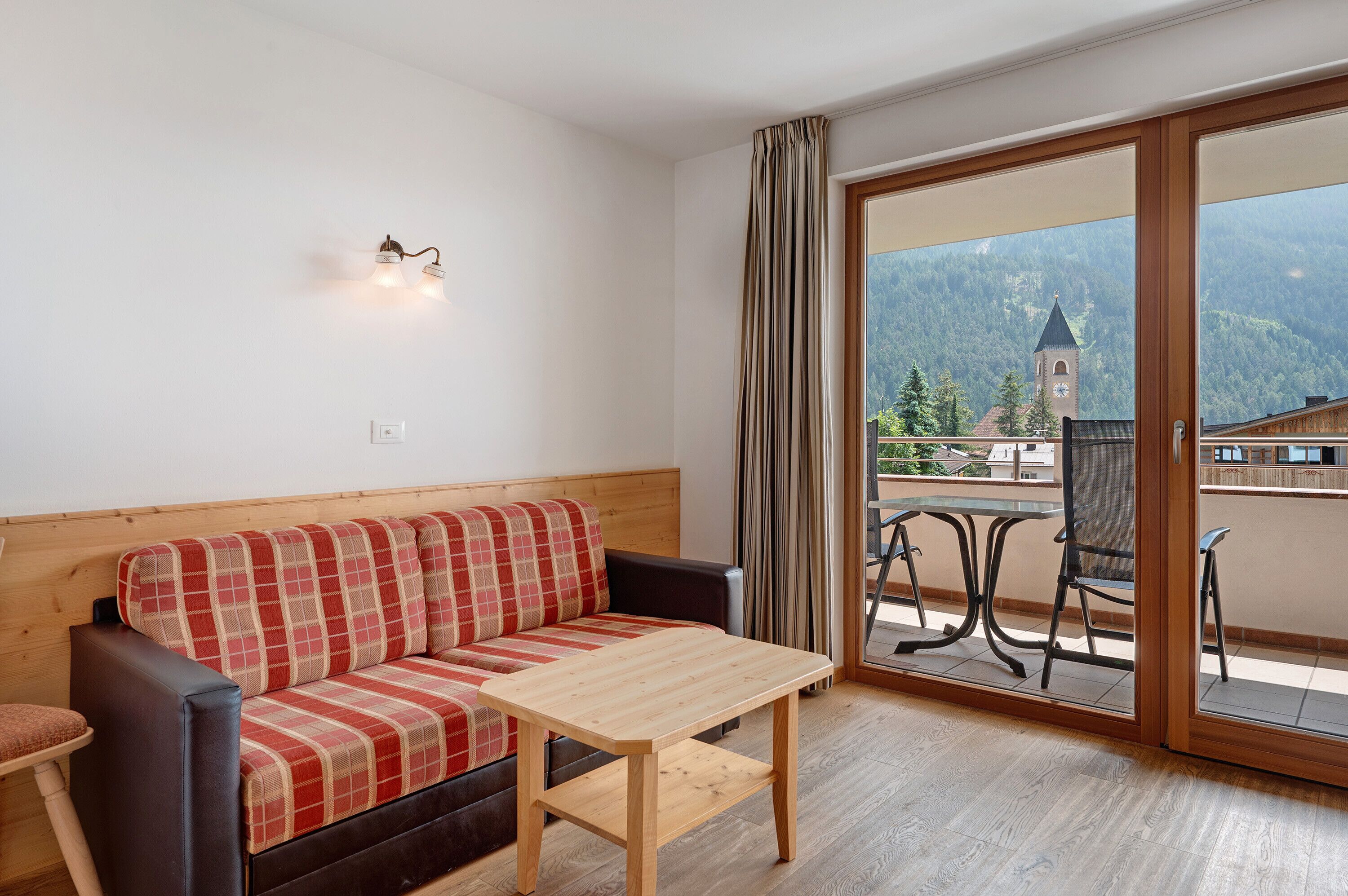 Televisio, pöytätennispöytä