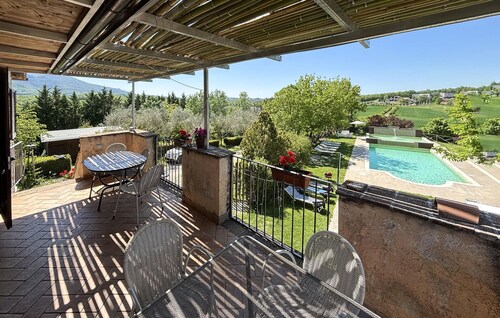 Pet friendly home in Acquasparta