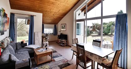 Ferienhaus mit privater Terrasse, Garten und WLAN