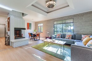 TV, fireplace - 1 Mi to Dtwn & Mill Avenue! Home w/ Outdoor Oasis (Tempe)