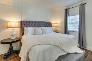 1 chambre, fer et planche à repasser, accès Internet, draps fournis