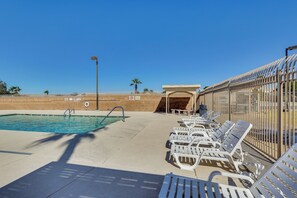 Pool - Golf, Fish & Unwind! Group Getaway in Fort Mohave (Fort Mohave)