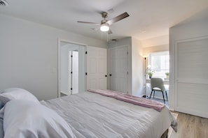 2 bedrooms, desk, iron/ironing board, travel cot