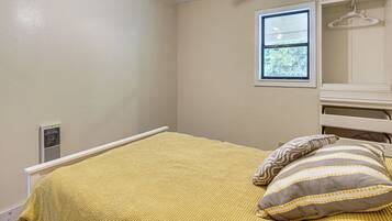 3 Schlafzimmer, Bügeleisen/Bügelbrett, Internetzugang, Bettwäsche