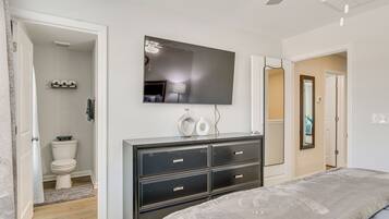 3 chambres, bureau, fer et planche Ă repasser, accĂšs Internet