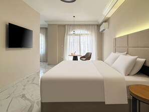 Suite Classique, balcon | Wi-Fi gratuit