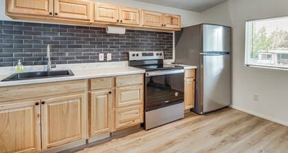 5 Mi to Medical Centers! Pinetop-Lakeside Haven