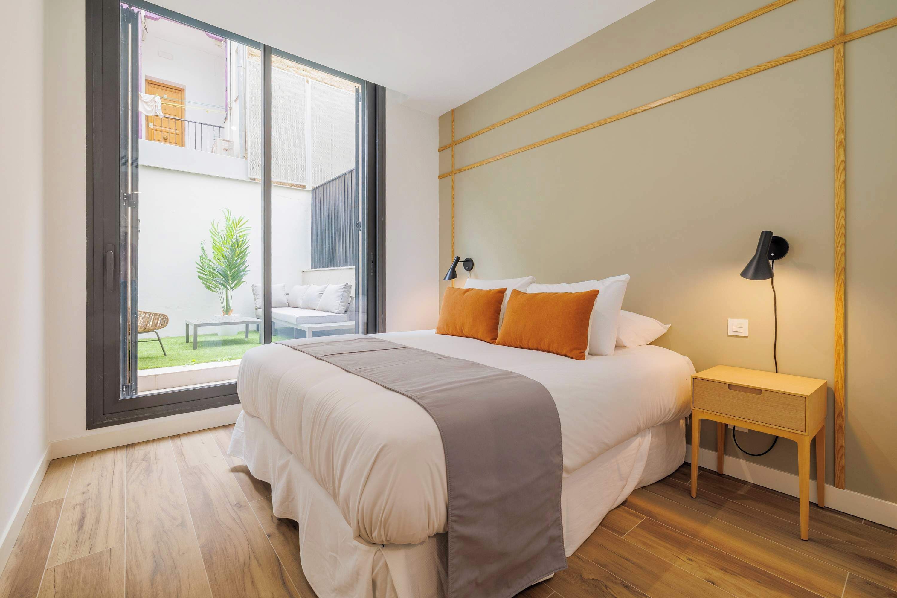 2 dormitorios, tabla de planchar con plancha, wifi y ropa de cama