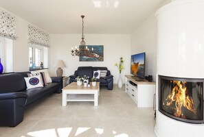 TV, table tennis, stereo - Relaxing vacation in a quiet location with many extras - Haus Boddenresidenz - House (Putbus)