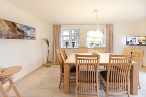 Dining - Haus Ruge - relaxing vacation in a quiet location with many extras - Haus Ruge (Lietzow)