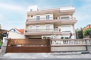 مدخل المنشأة