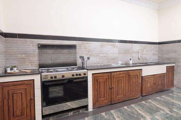 Équipements de cuisine partagée