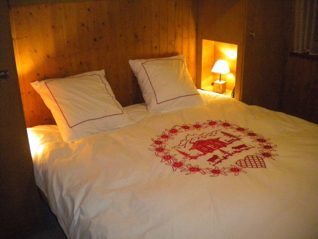 4 Schlafzimmer, Bügeleisen/Bügelbrett, WLAN, Bettwäsche