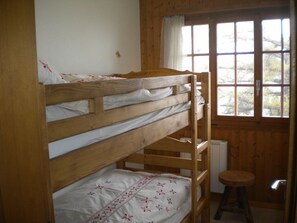 4 camere, ferro/asse da stiro, Wi-Fi, lenzuola