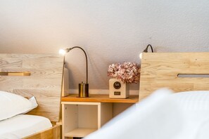 Unclassified image, 3 of 13, button