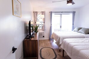 1 camera, culla da viaggio, Wi-Fi gratuito, lenzuola