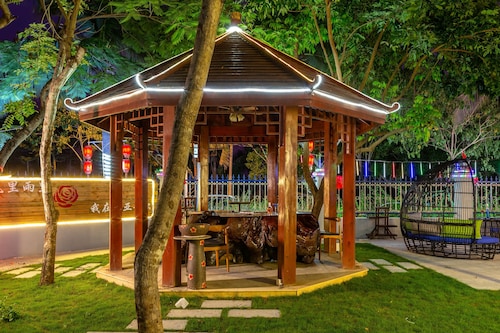 Sanya Anyun  Coastal Lodge