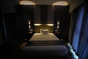 Luxury Suite | Meja, Wi-fi percuma 