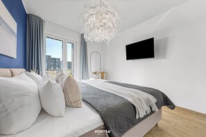 2 bedrooms, iron/ironing board, travel cot, free WiFi