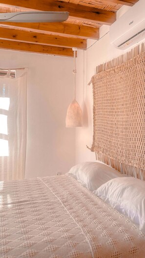 3 bedrooms, iron/ironing board, free WiFi, bed sheets - Soumaki - A Serene Countryside Hideaway (Paphos)