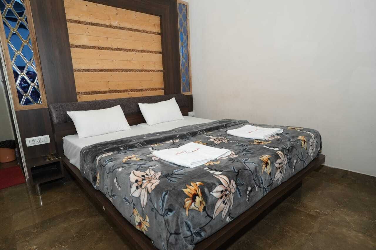 Deluxe Room | Free WiFi