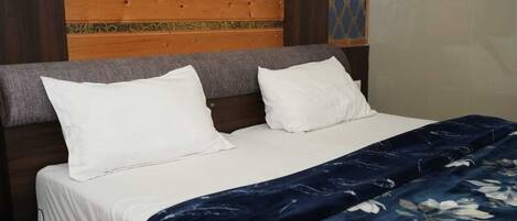 Quarto luxo | Wi-Fi de cortesia