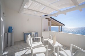 Outdoor dining - Terrazza sul mare - Beach front (Santa Maria)