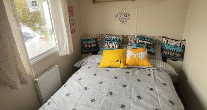 KPC - Hell Yeah Caravan Holidays