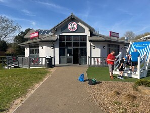 Exterior - KPC - Hell Yeah Caravan (Grimsby)