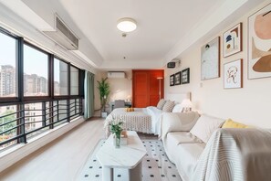 Free WiFi - Shanghai Hills & Chiya BoutiqueApartment (Shanghai)