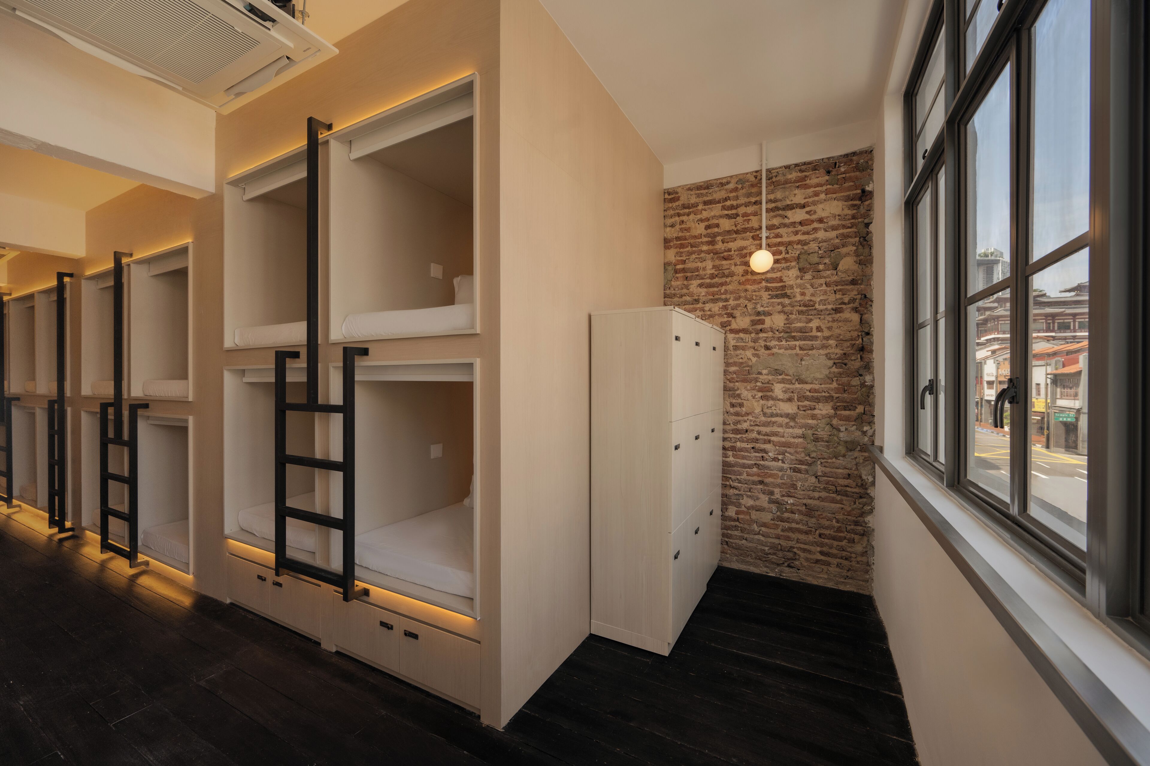 Felles sovesal – standard, for menn og kvinner | Blendingsgardiner, lydisolert, strykejern/-brett og wi-fi (inkludert)